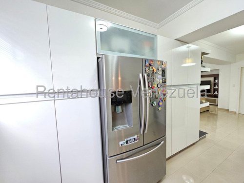 Apartamento En Venta Urb La Soledad Maracay 25-12181 Apd