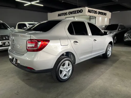 Renault Logan 1.6 Automatico