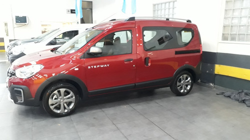 Imagen 18 de 25 de Renault Kangoo Stepway 1.6 Nav Patentada 2023 (juan)
