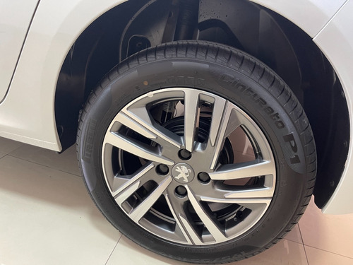 Imagen 8 de 25 de Peugeot 208 Feline Tiptronic 1.6