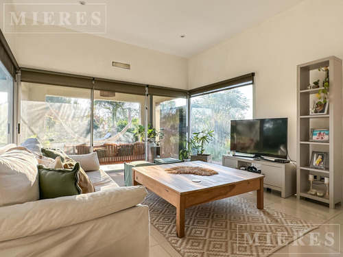 Casa En Venta En Barbarita - Bancalari