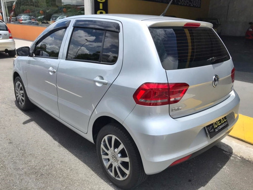 Fox Trendline 1.6 Flex 2016 Completo - Rodas - Baixo Km