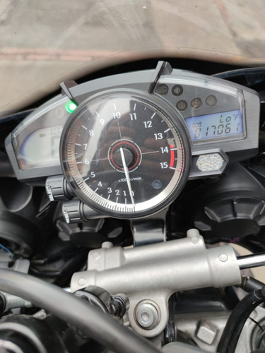 Yamaha Yzf-r1