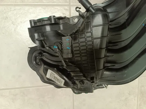Multiple De Admision Renault Sandero Logan H4m 2021-2025 (Usado)
