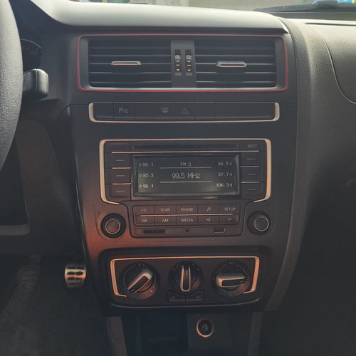 Volkswagen Fox 1.6 MI ROCK IN RIO 8V FLEX 4P MANUAL