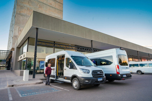 Ford Transit Minibus 17+1 Motor 2.0 L Panther Caja Aut