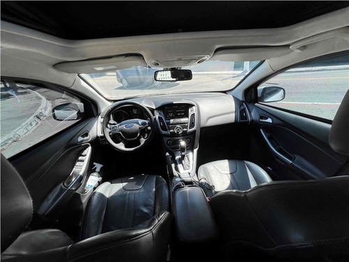 Imagem 10 de 14 de Ford Focus 2.0 Titanium Hatch Plus 16v Flex 4p Powershift
