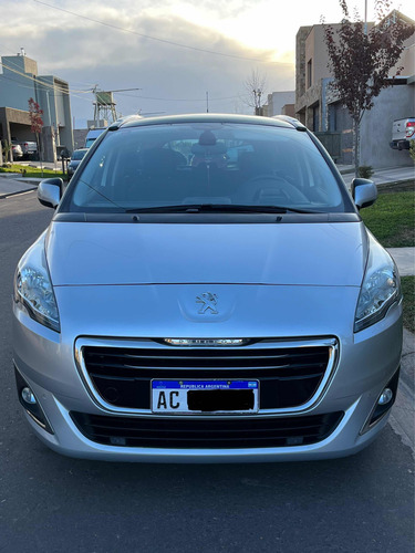 Imagen 2 de 13 de Peugeot 5008 2017 1.6 Feline B/techo Tiptronic