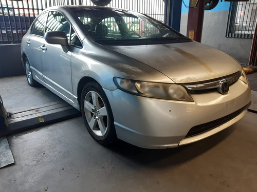 Imagem 1 de 11 de Sucata New Civic Lxs 1.8 16v Gasolina 2007 Para Venda Peças