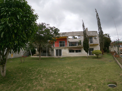 Vendo Casa 1200m2 7h+2s/9b+s/6p La Lagunita 0564
