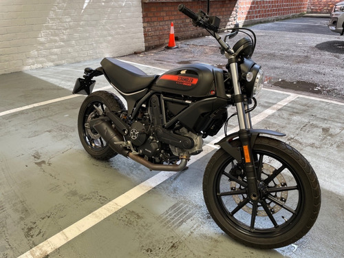 Ducati Scrambler 400 Sixty 2 Solo 400km Ploteada! Casi 0km!!