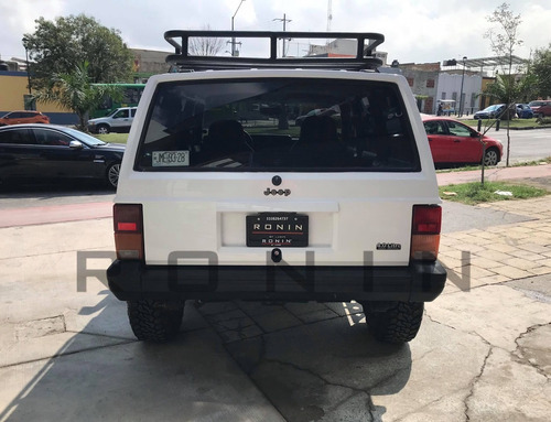 Imagen 7 de 15 de Excelente Jeep Cherokee Sport 4x4 Aut