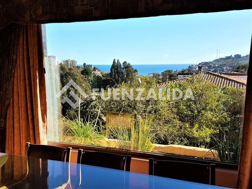 Casa En Venta De 5 Dorm. En Viña Del Mar