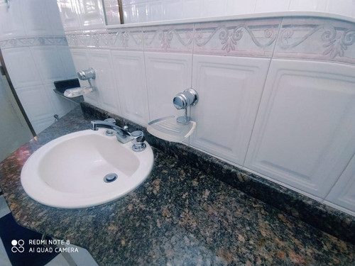 Imagen 18 de 20 de Apartamento Conservado Con Excelentes Condiciones