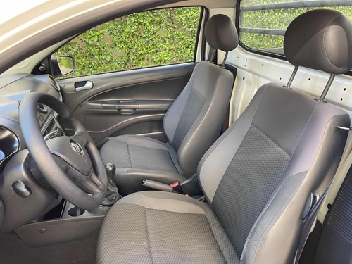 Volkswagen Saveiro 1.6 Robust Cab. Simples Total Flex 2p