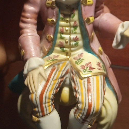 Par De Figuras Porcelana Estatuillas Antiguas Dama Caballero (Usado)