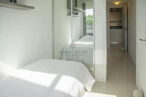 Apartamento En Venta En Torre Esmeralda De 3 Dormitorios , En Punta Del Este
