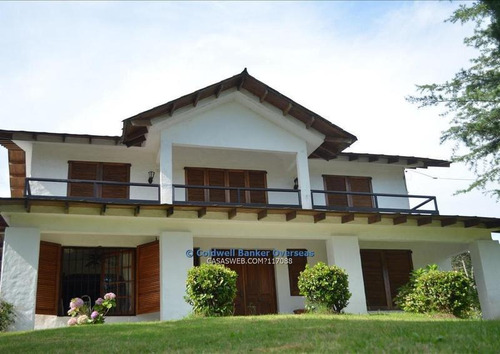 Casa 3 Dormitorios Y Casa De Huesped Al Fondo