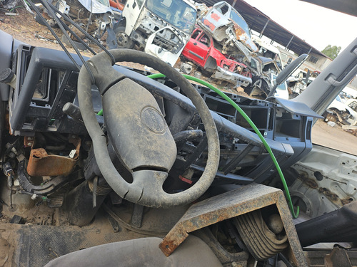 Isuzu Elf 200 Por Partes