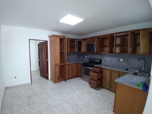 Imagen 4 de 14 de Alquilo Acogedora Casa En Los Cacicazgos 4 Habitaciones