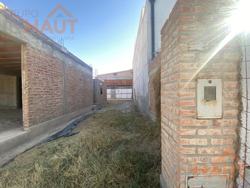 Imagen 6 de 12 de Venta Terreno Con Depósito Y Local Comercial- Cipolletti