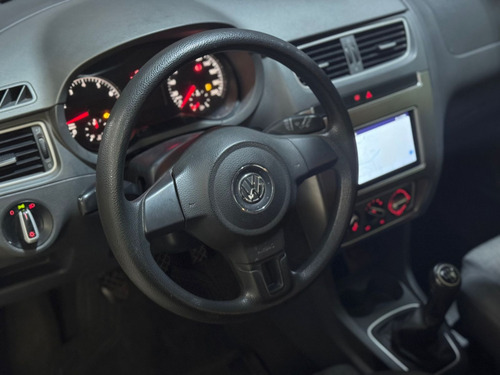 Volkswagen Fox 1.0 Tretec Total Flex 5P