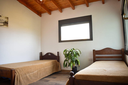 Casa En Venta - Villa Yacanto