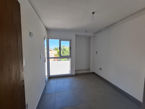A Estrenar - Alvear 4800