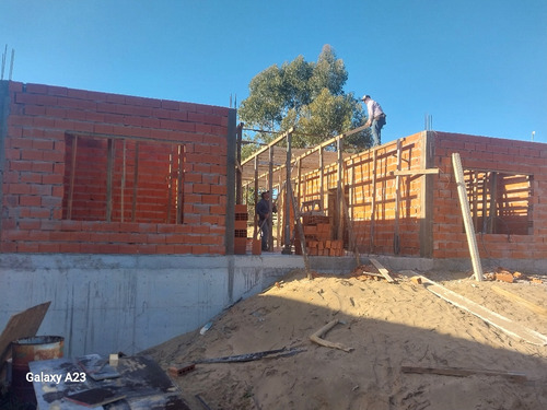 Costrucciones Felipe. Pinamar Costa Esmeralda