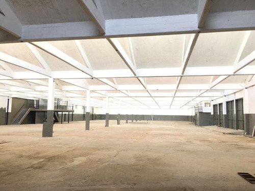 Nave Industrial 3.000m2 - San Isidro