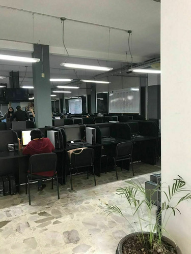 Imagen 9 de 15 de Excelente Local En Venta Ideal Para Escuela Y Oficinas Corp