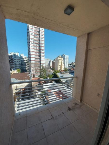 Imagen 15 de 30 de Departamento - Flores