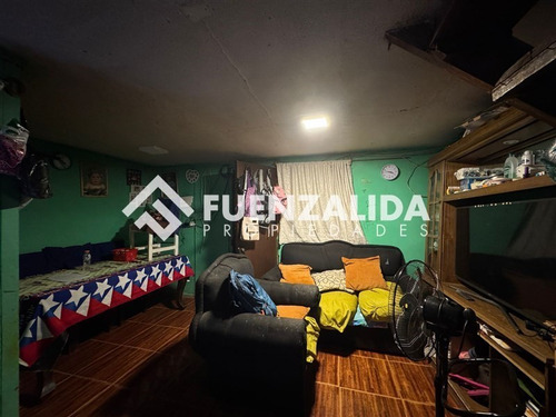 Casa En Venta De 2 Dorm. En Puente Alto