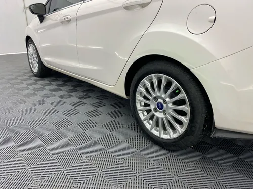 Ford Fiesta 1.6 Titanium Mt