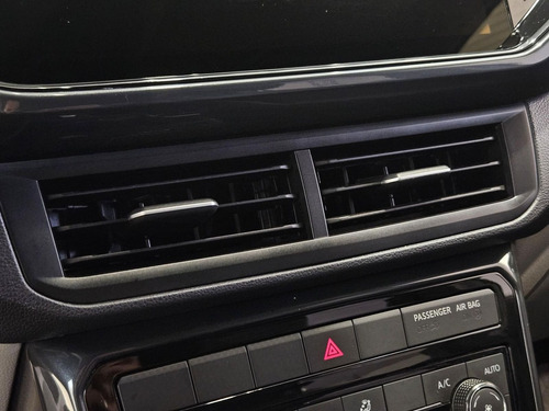 Volkswagen T-Cross 1.4 250 TSI TOTAL FLEX HIGHLINE AUTOMÁTICO