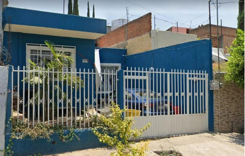 Ramato Casa En Hacienda Las Flores #2578, Lomas De Oblatos, Guadalajara, Jalisco. Entrega Garantizada En Remates Bancarios Por Mas De 10 Años.