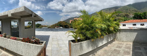 Casa En Venta Urb Altamira Lp