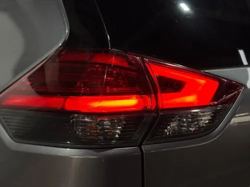 Nissan X-Trail 2.5 Exclusive 3 Row Cvt