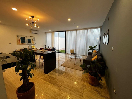 Townhouse Plus En Venta En Privada Ya'ax-beh En Conkal