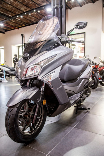 Imagen 10 de 11 de Kymco Xtown 250i Anticipo + 12 Cuotas Sin Interes