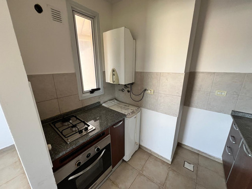 Departamento En Venta - 2 Dormitorios C/ Cochera - Amenities