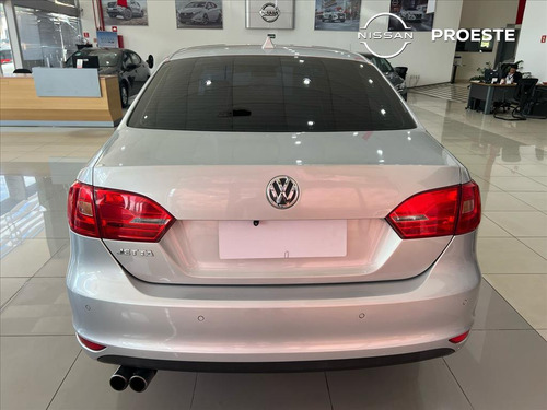 Volkswagen Jetta 2.0 Comfortline Flex 4p Manual