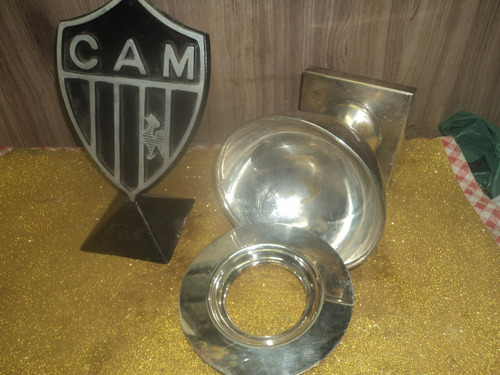 Kits Com 2 Trofeus Antigo /usado Uso /decoraçao //metal