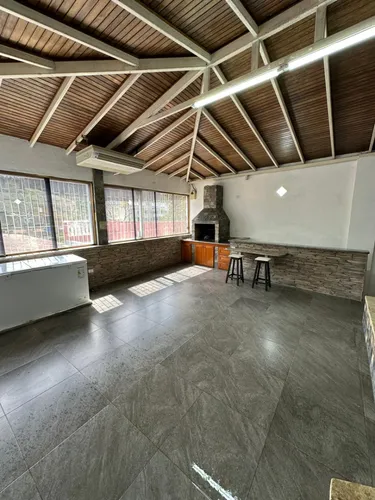 Quinta En Paso Real, Charallave.