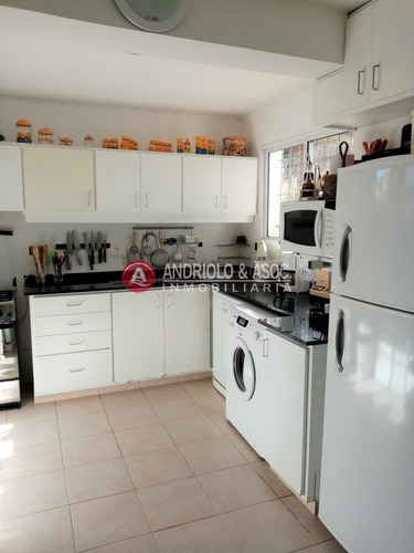 Casa En Punta Del Este, Mansa- Ref: 6820