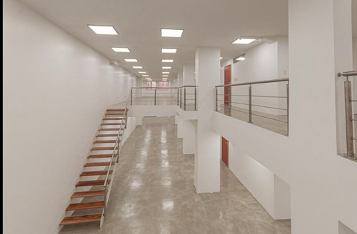 Imagen 12 de 25 de Venta, Oficina De 532 M,recoleta