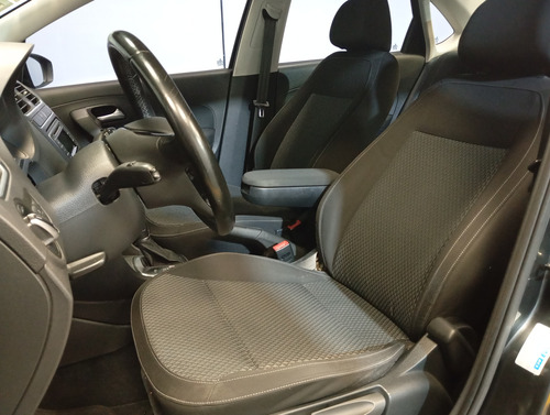 Volkswagen Polo 1.6 Comfortline Tiptronic