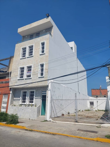 Venta Edificio Comercial A Estrenar - Puerto Cabello