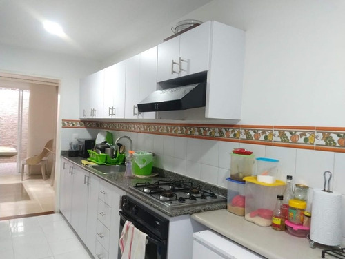 Venta De Casa Independiente En La Hacienda