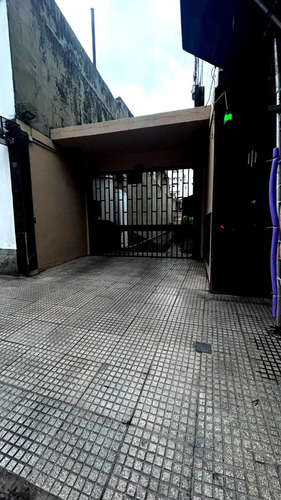 Cochera Fija Amplia En Subsuelo